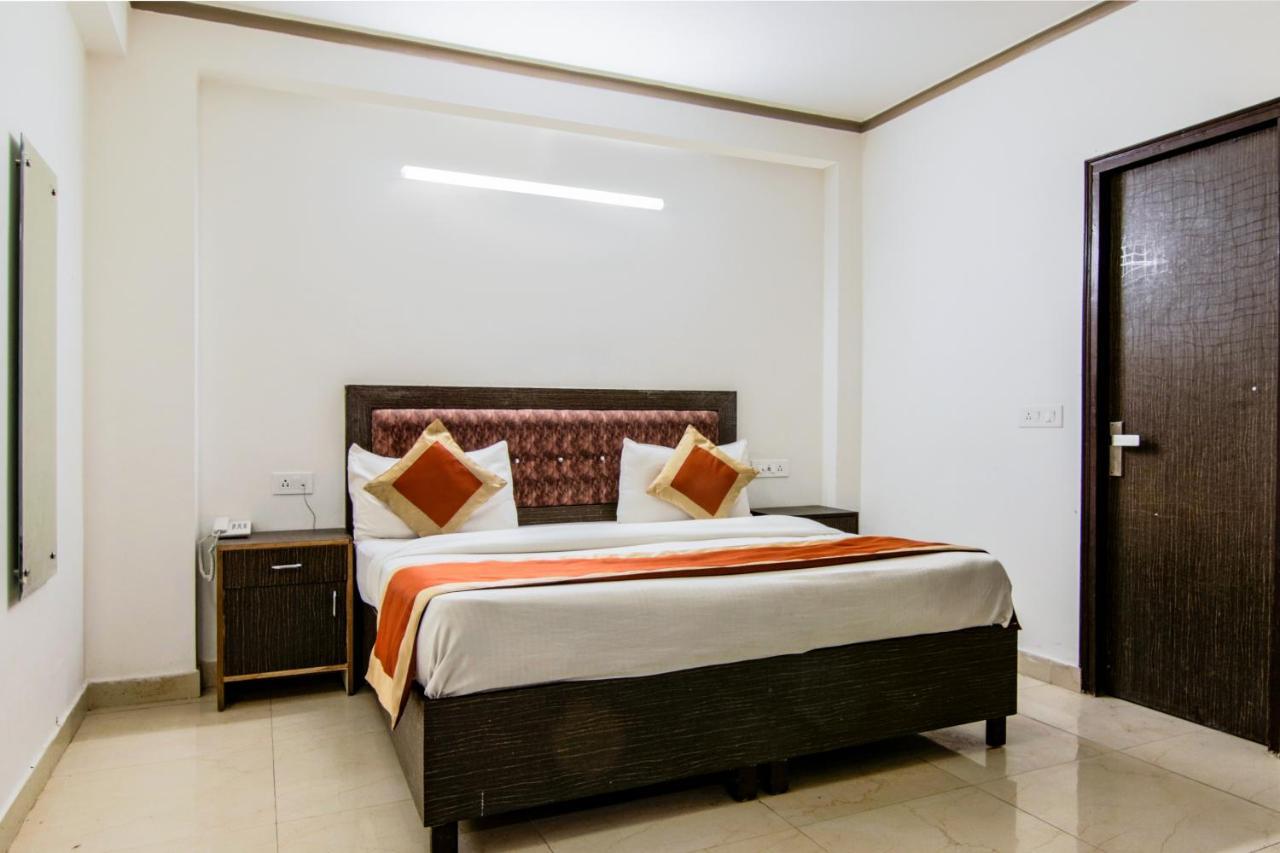 Hotel The Ocean Near Igi Airport New Delhi Extérieur photo