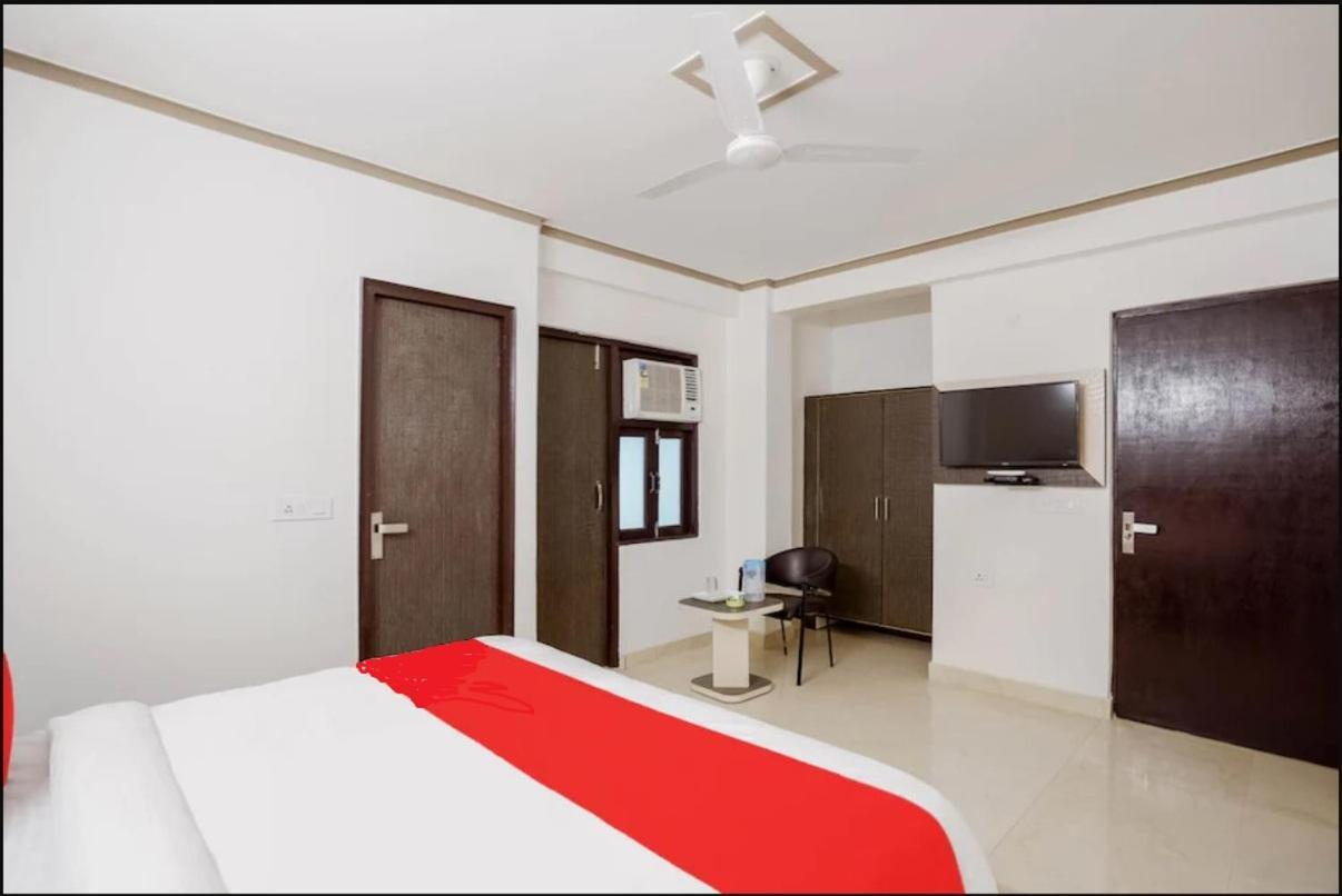Hotel The Ocean Near Igi Airport New Delhi Extérieur photo